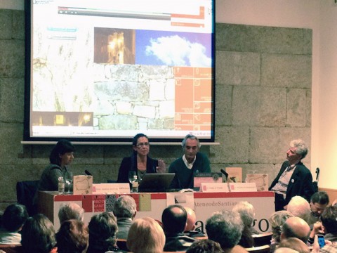 “Un paseo por la Muralla de Santiago” en los Lunes del Ateneo “Un paseo por la Muralla de Santiago” en los Lunes del Ateneo